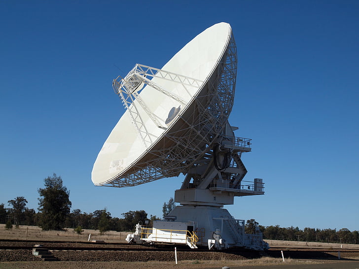 New course: satellite networks